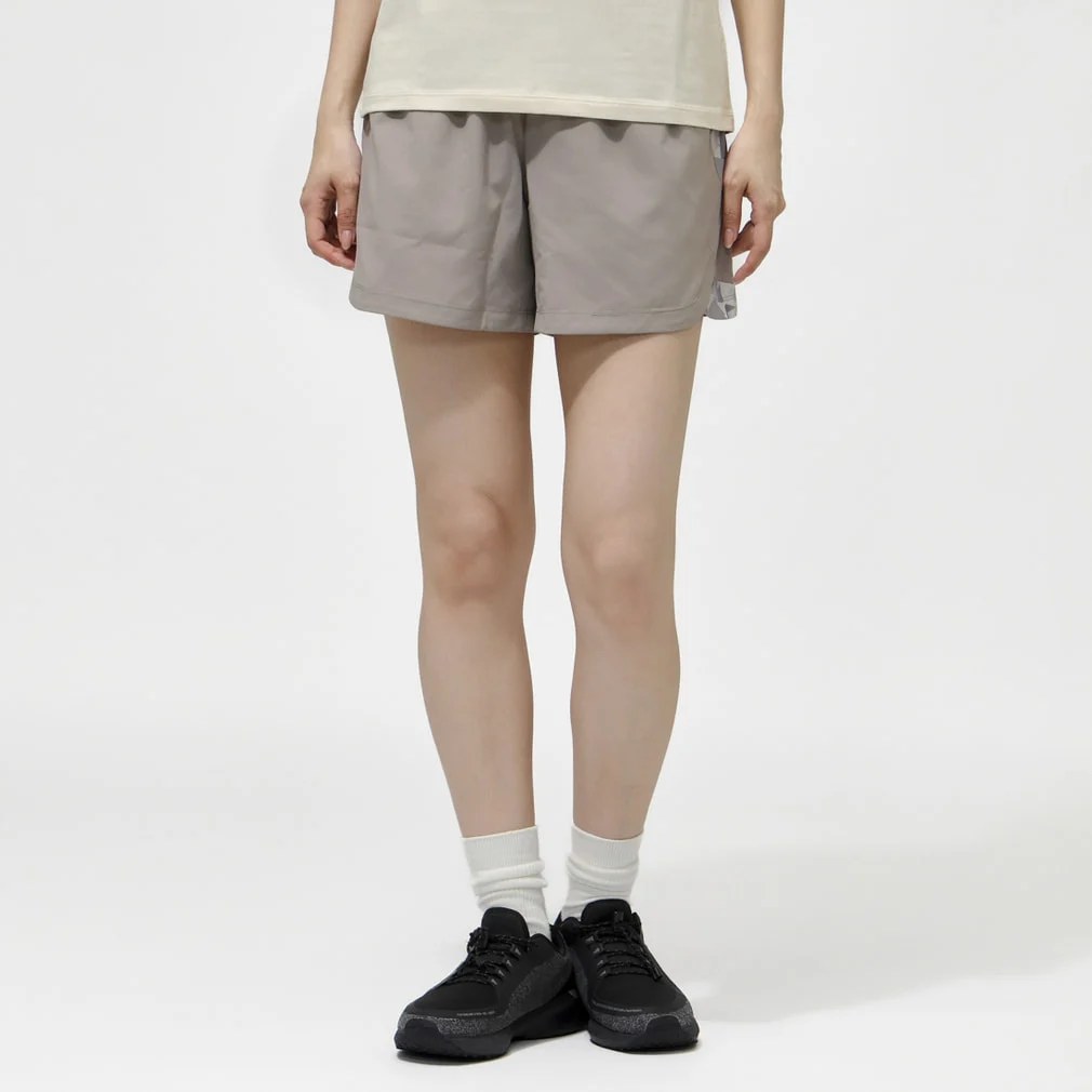 RADIANT ST WOVEN SHORTS 11.0 女生運動短褲