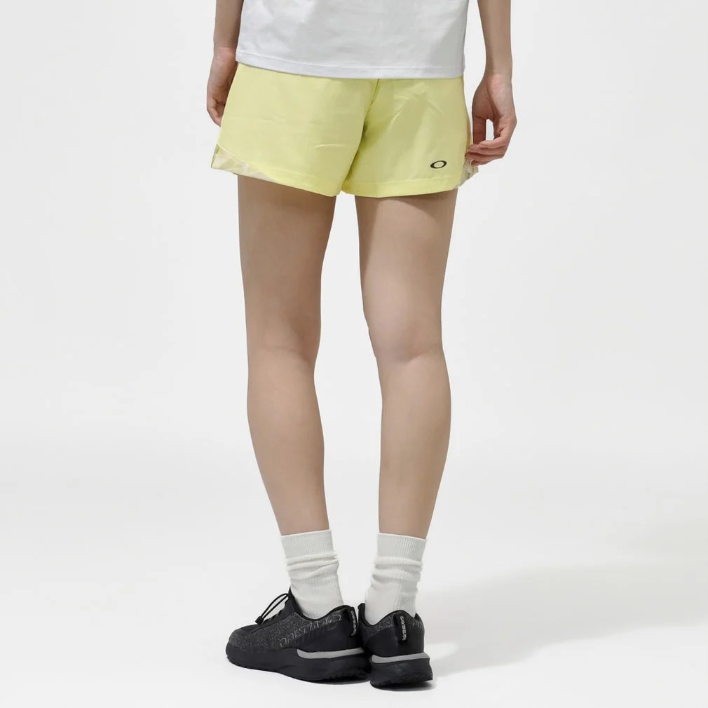 RADIANT ST WOVEN SHORTS 11.0 女生運動短褲
