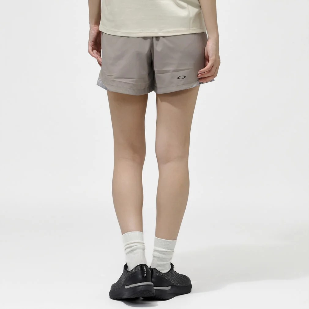 RADIANT ST WOVEN SHORTS 11.0 女生運動短褲