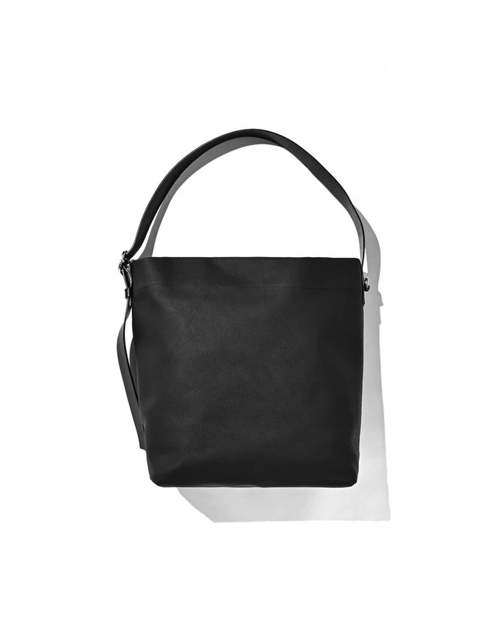 GRAIN LEATHER EDITOR’S BAG (BLACK)