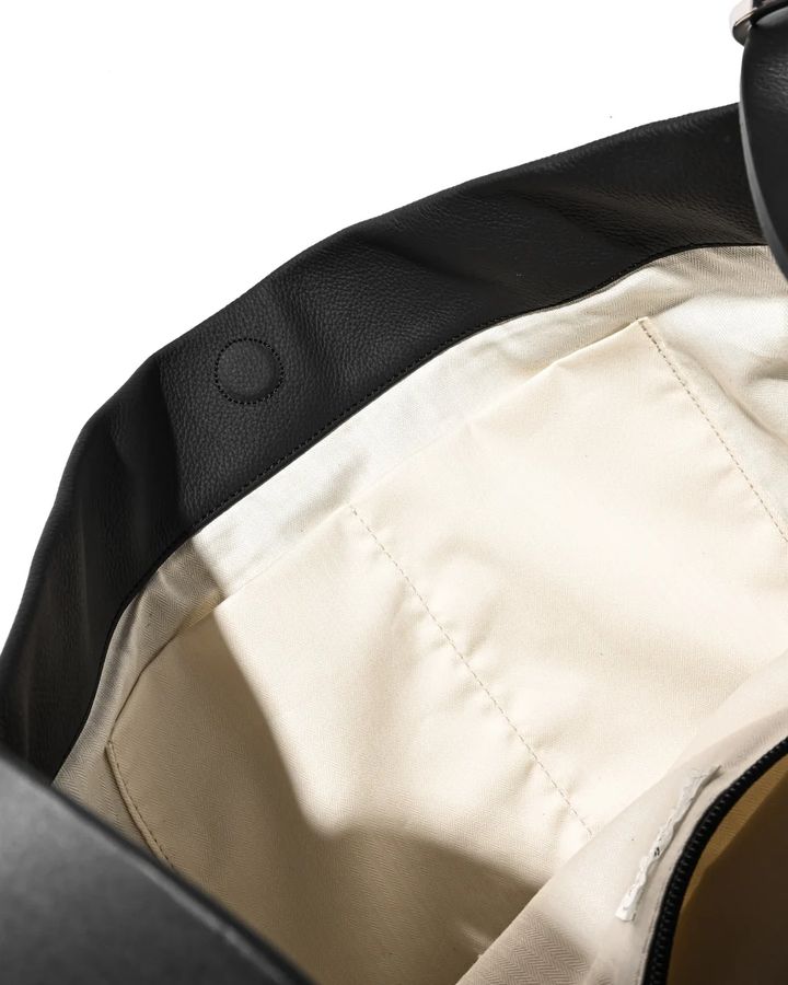 GRAIN LEATHER EDITOR’S BAG (BLACK)