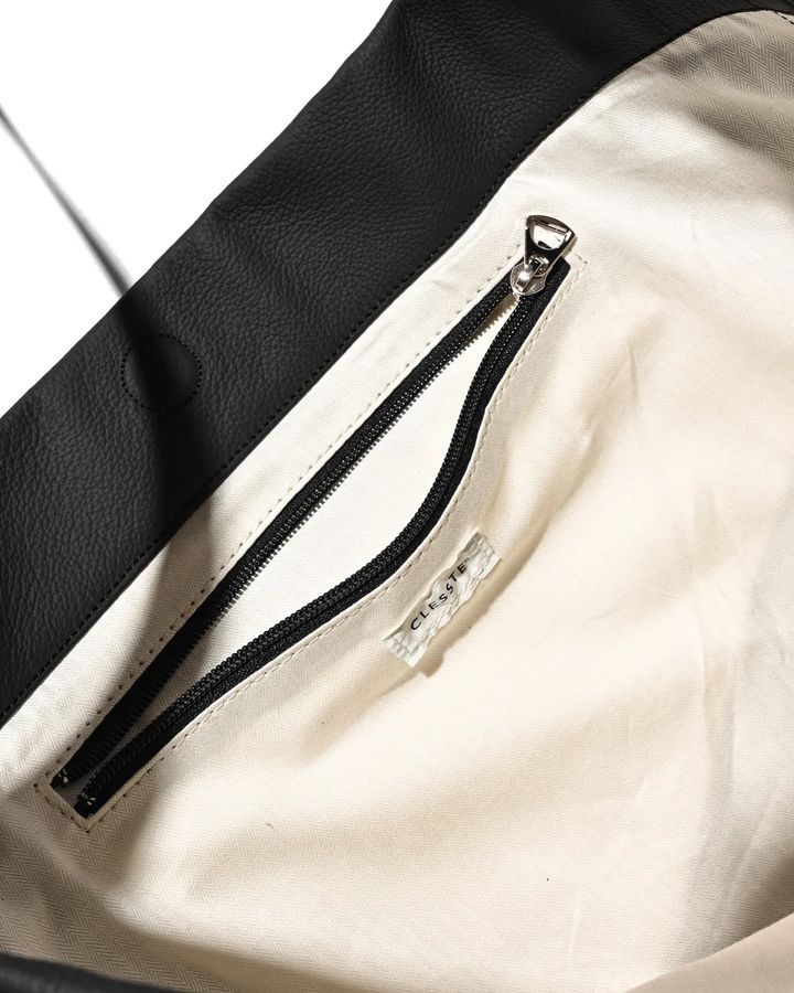 GRAIN LEATHER EDITOR’S BAG (BLACK)