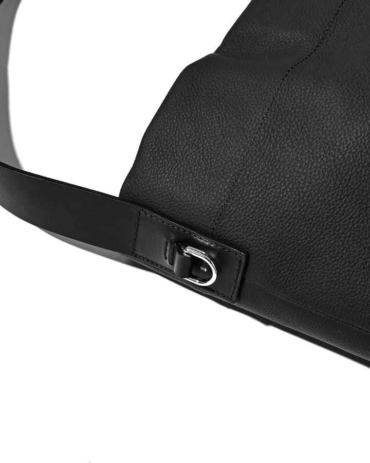 GRAIN LEATHER EDITOR’S BAG (BLACK)